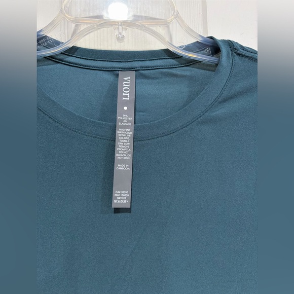 Vuori Men's Small Strato Tech Tee Deep Sea Teal NWT T-Shirt Performance Jersey - Picture 8 of 10